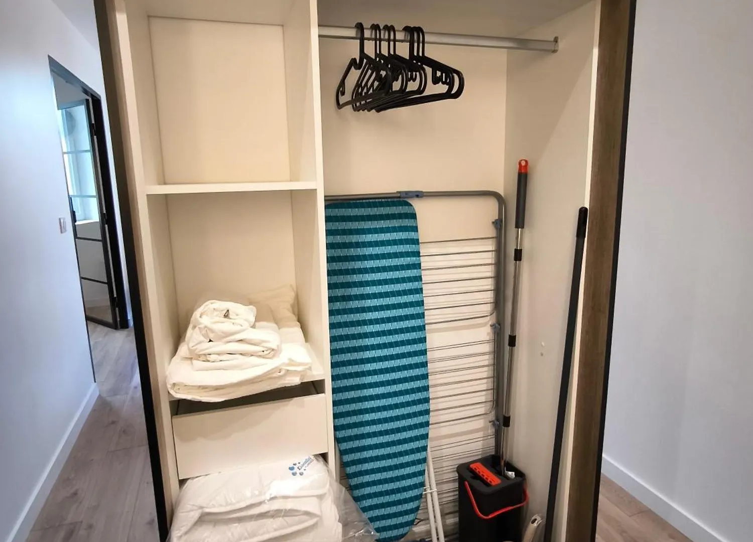 Sublime T2 En Plein Centre Climatise Apartment Montelimar 0*,  France